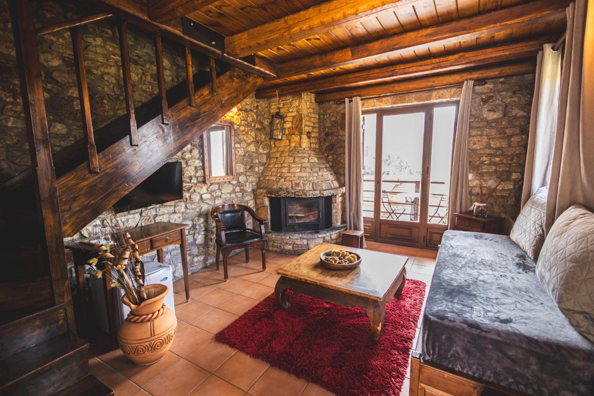 Georgio's V Chalet Kalavrita Buitenkant foto